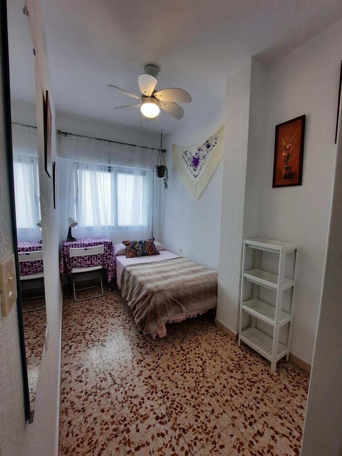 Habitaciones En Mi Piso Del Centro De อูเอลบา ภายนอก รูปภาพ
