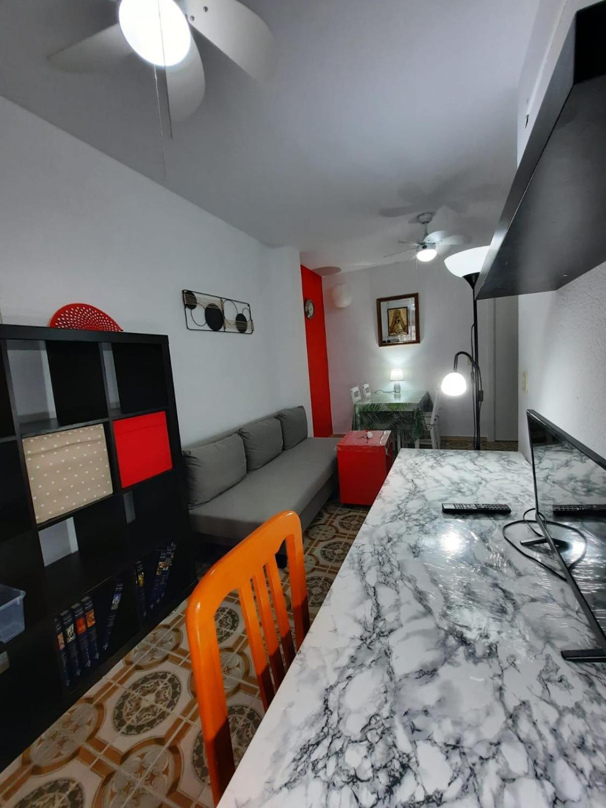 Habitaciones En Mi Piso Del Centro De อูเอลบา ภายนอก รูปภาพ