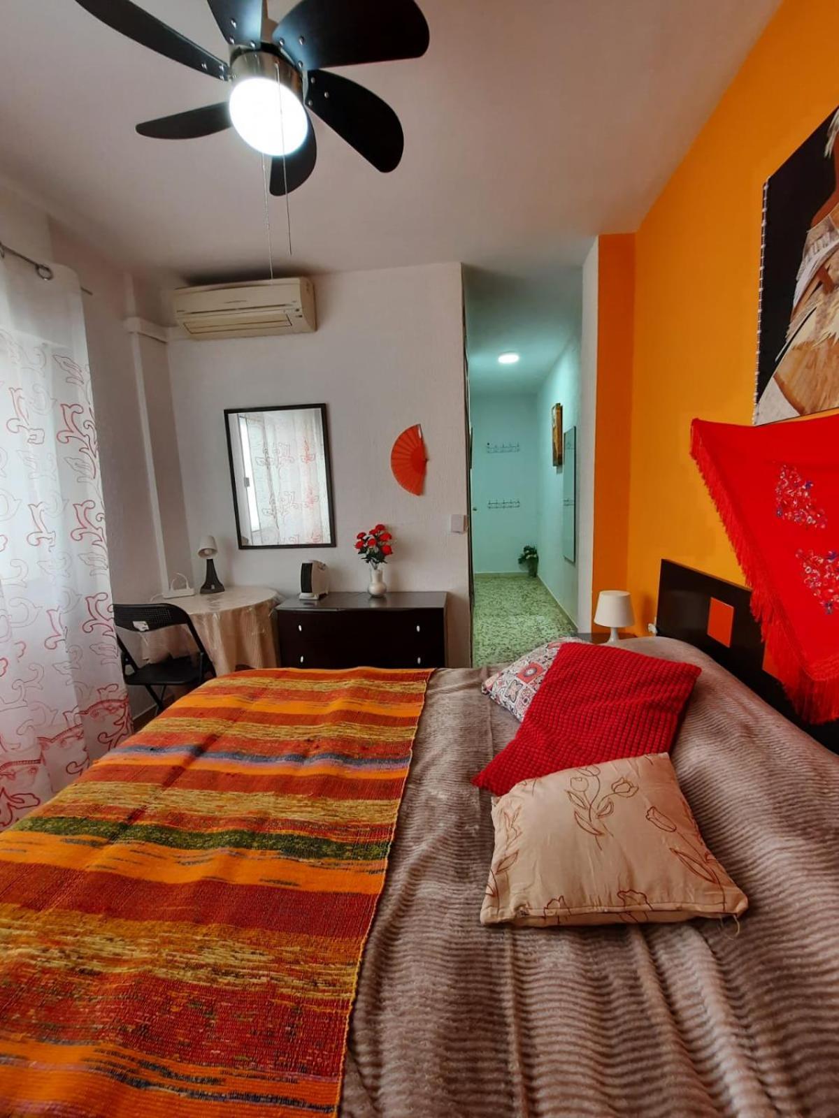 Habitaciones En Mi Piso Del Centro De อูเอลบา ภายนอก รูปภาพ